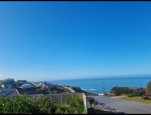 1,025M² VACANT LAND FOR SALE IN DANA BAY